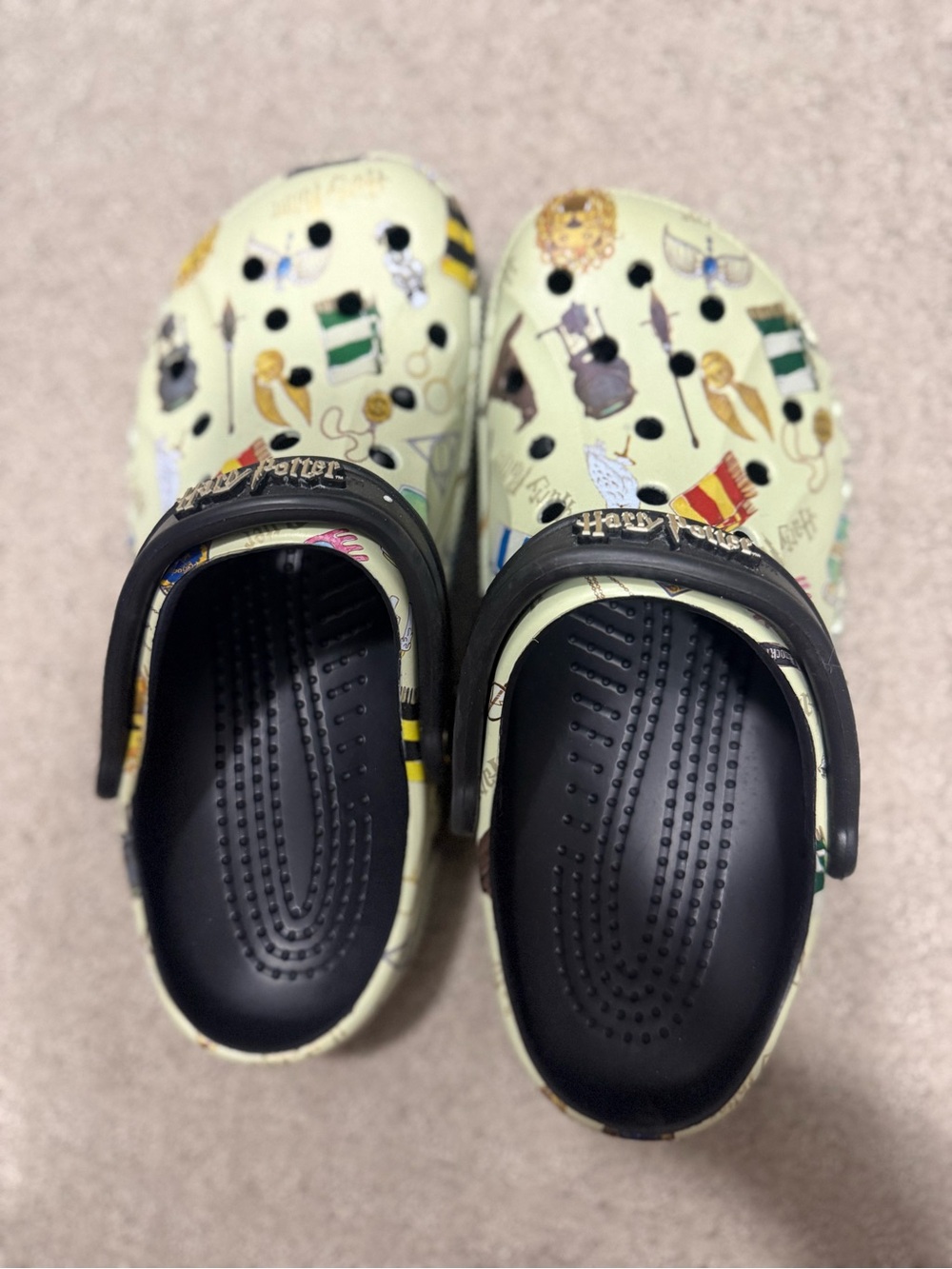 Harry Potter Icons Crocs Womens Size 9